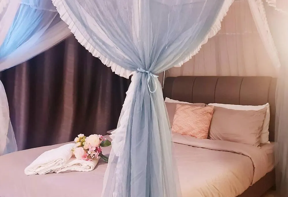 Apartment New! Romantic Cozy Suite W Bathtub Near Midvalley Johor Bahru