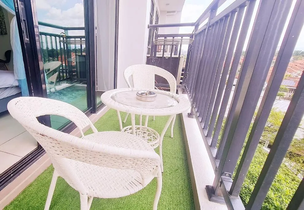 Apartment New! Romantic Cozy Suite W Bathtub Near Midvalley Johor Bahru Malaysia